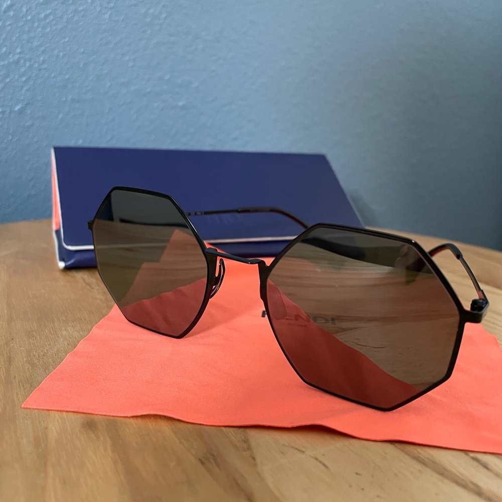 Fendi Geometric Sunglasses